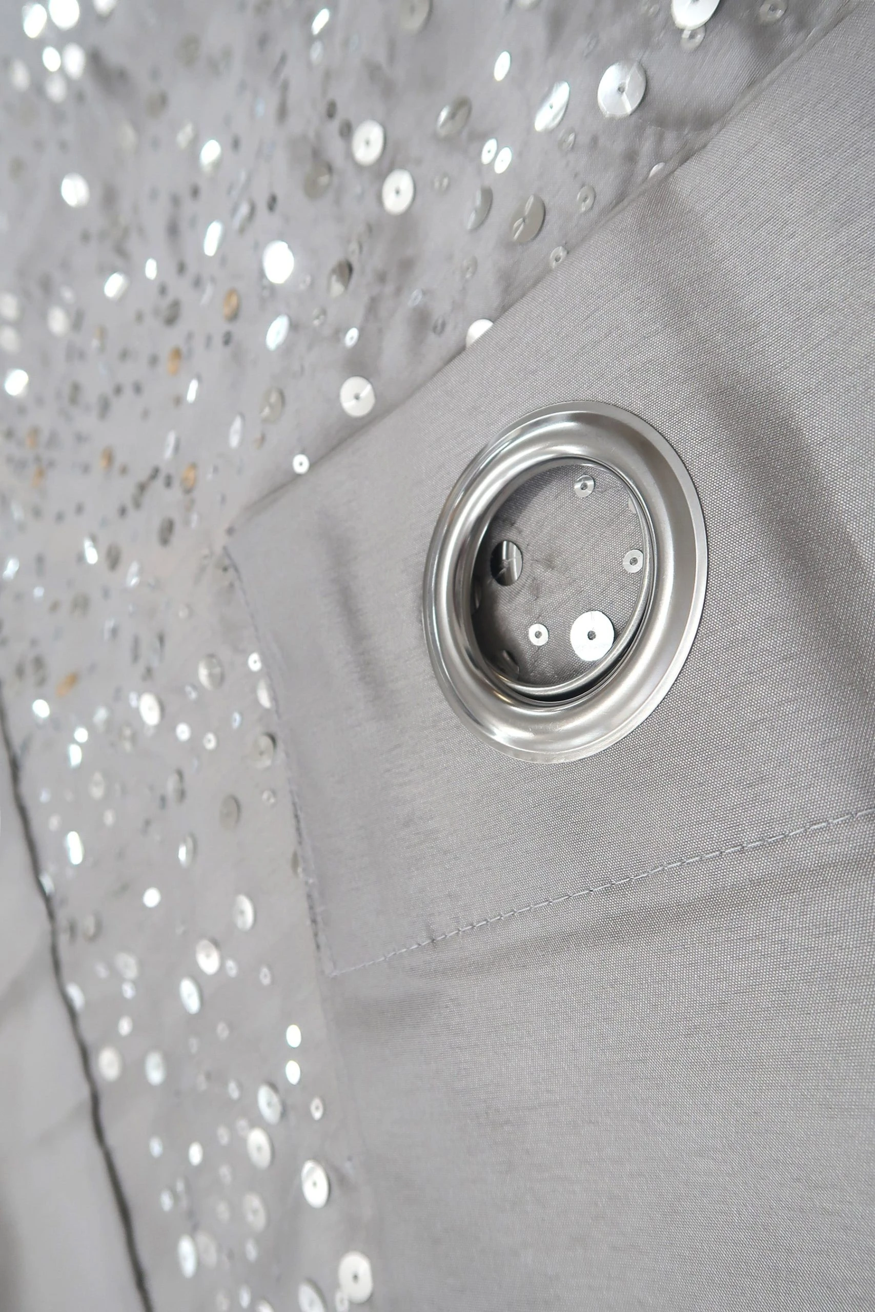 Catherine Lansfield Glitzy Sequin Detail Lined Eyelet Curtains 5 Catherine Lansfield Glitzy Sequin Detail Lined Eyelet Curtains - Image 3