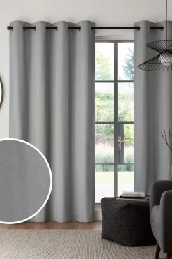 Next Curtains