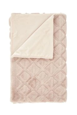 Catherine Lansfield Cosy Diamond So Soft Throw 6 Catherine Lansfield Cosy Diamond So Soft Throw -Louis De Poortere Shop A58926s5