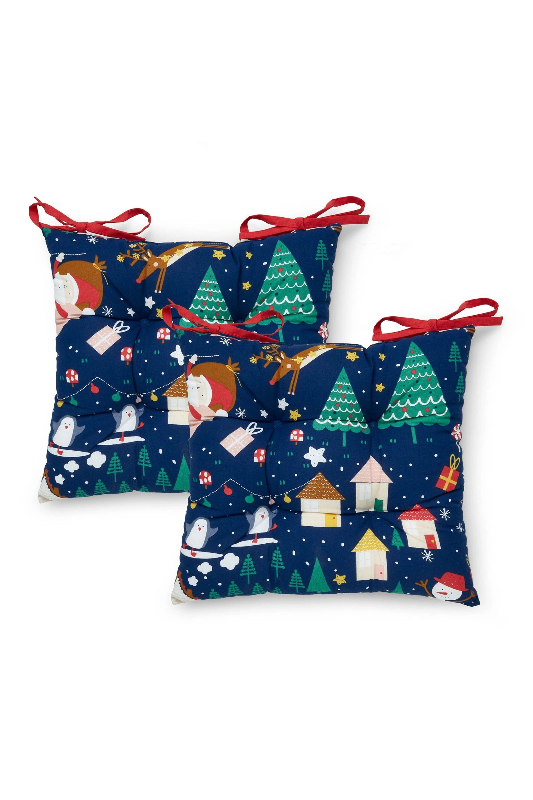Catherine Lansfield Set Of 2 Santa's Christmas Wonderland Cotton Seat Pads 4 Catherine Lansfield Set Of 2 Santa's Christmas Wonderland Cotton Seat Pads - Image 2