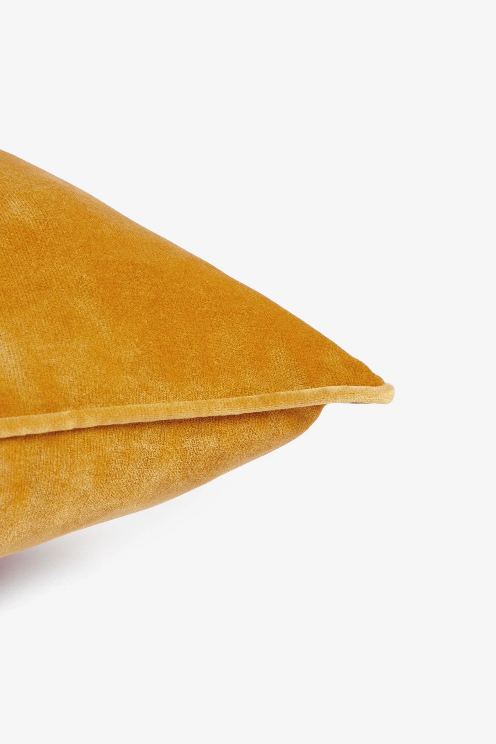 Matte Velvet Cushion Next Matte Velvet Cushion -Louis De Poortere Shop C52159s5 scaled