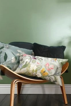 Kew Gardens Laurus Cushion 4 Kew Gardens Laurus Cushion -Louis De Poortere Shop C66275s3