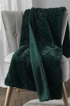 Catherine Lansfield Cosy Diamond Throw