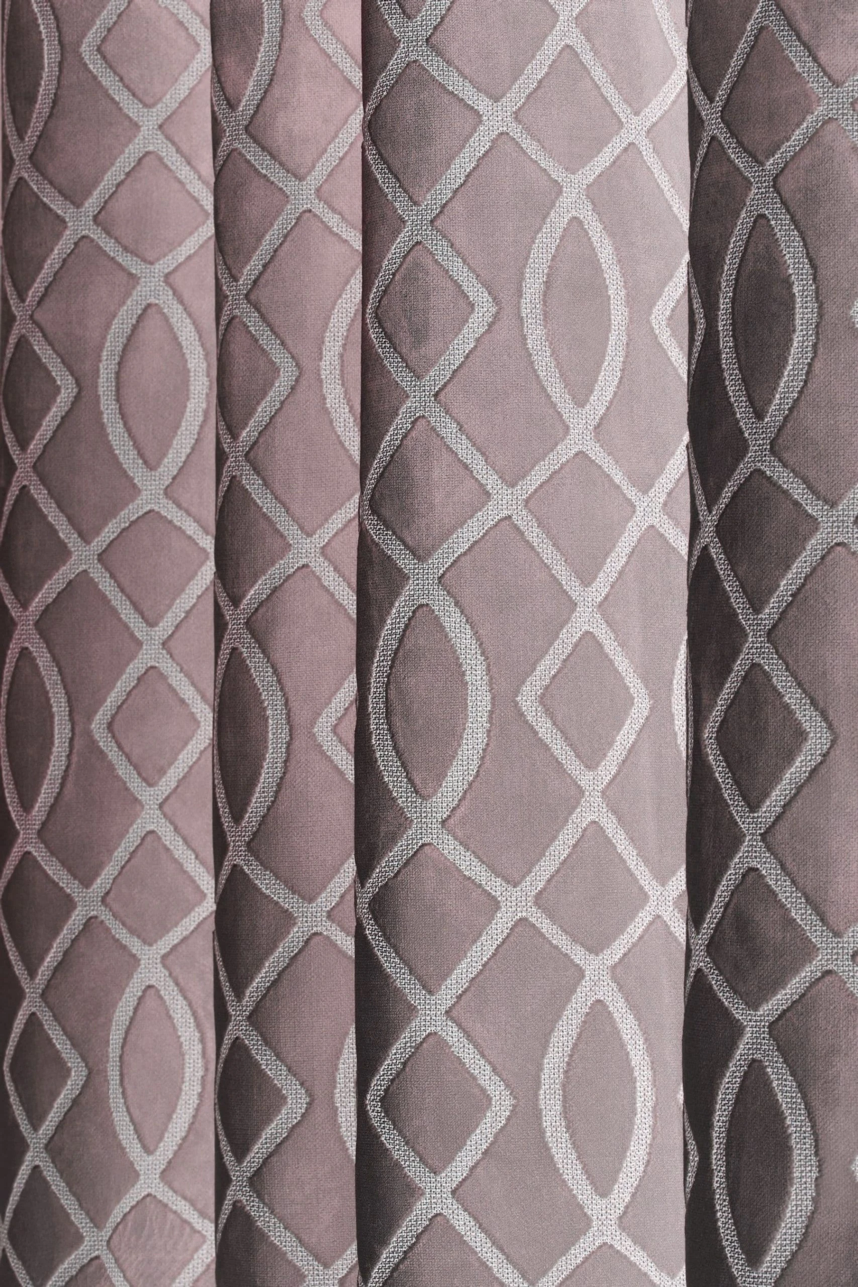 Next Collection Luxe Heavyweight Maeve Damask Velvet Curtains 6 Next Collection Luxe Heavyweight Maeve Damask Velvet Curtains - Image 4