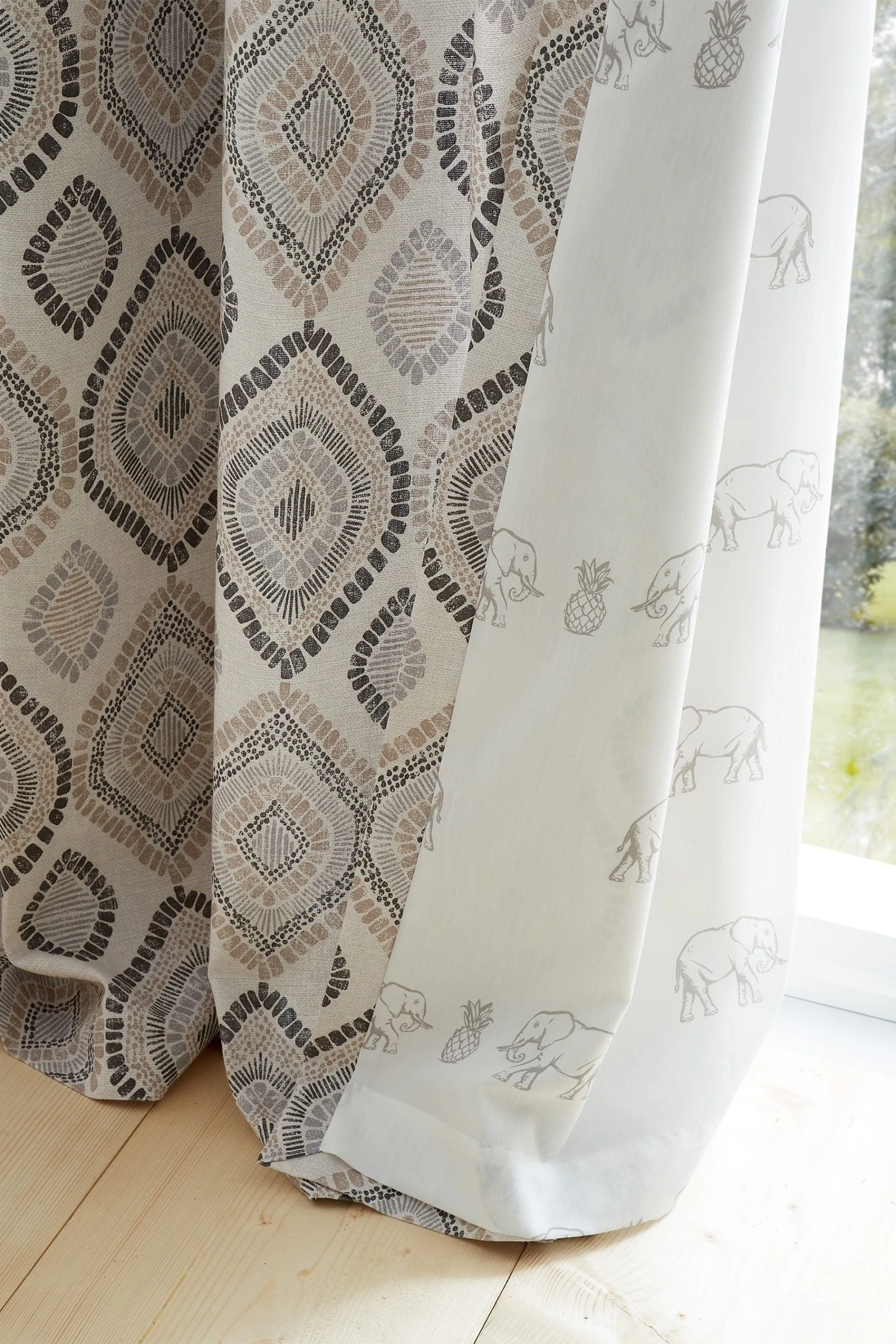 Pineapple Elephant Ziri Eyelet Curtains 6 Pineapple Elephant Ziri Eyelet Curtains - Image 4