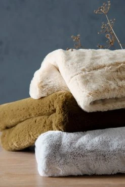 Next Plush Faux Fur Throw -Louis De Poortere Shop M91423s5