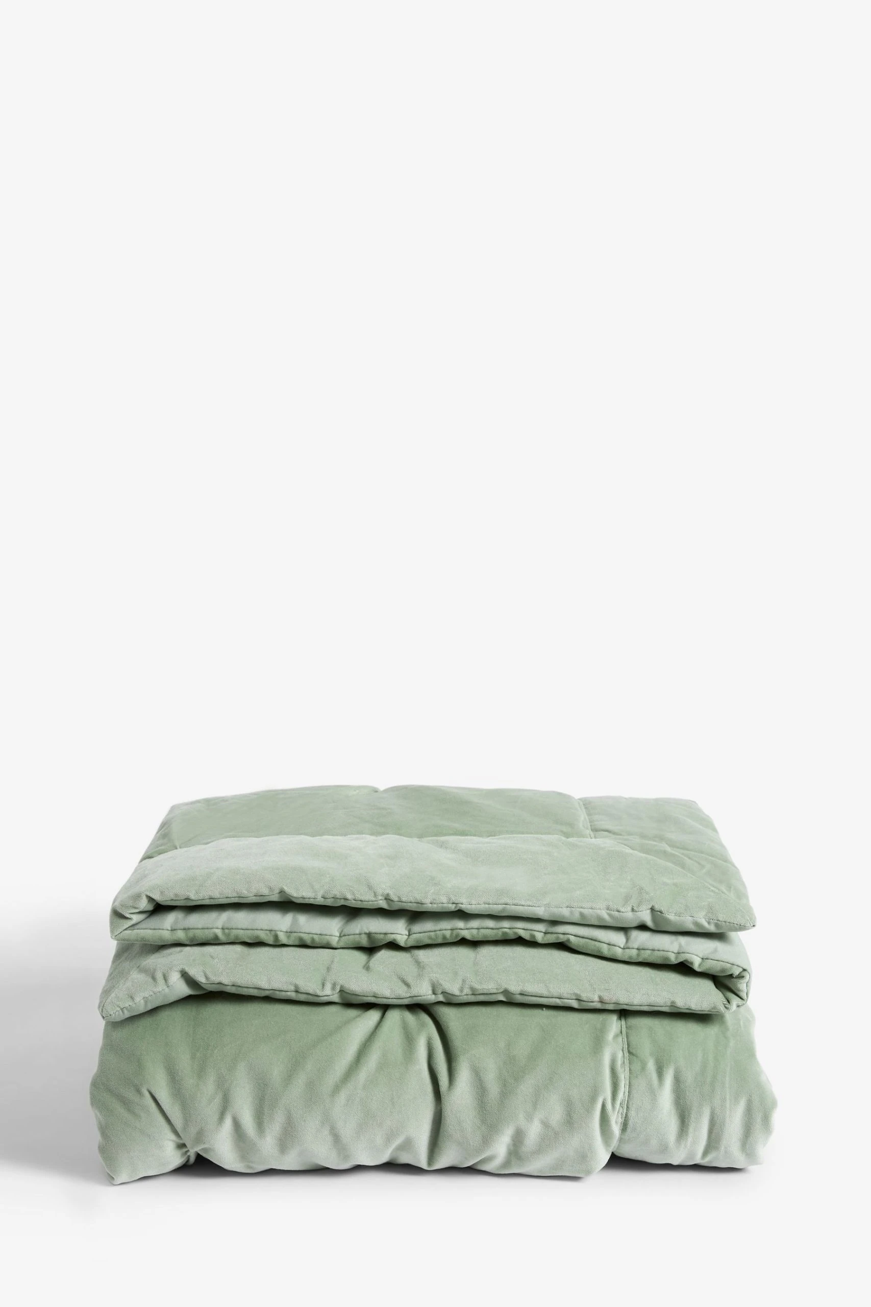 Pinch Pleat Velvet Bedspread Next Pinch Pleat Velvet Bedspread -Louis De Poortere Shop M91427s3 scaled