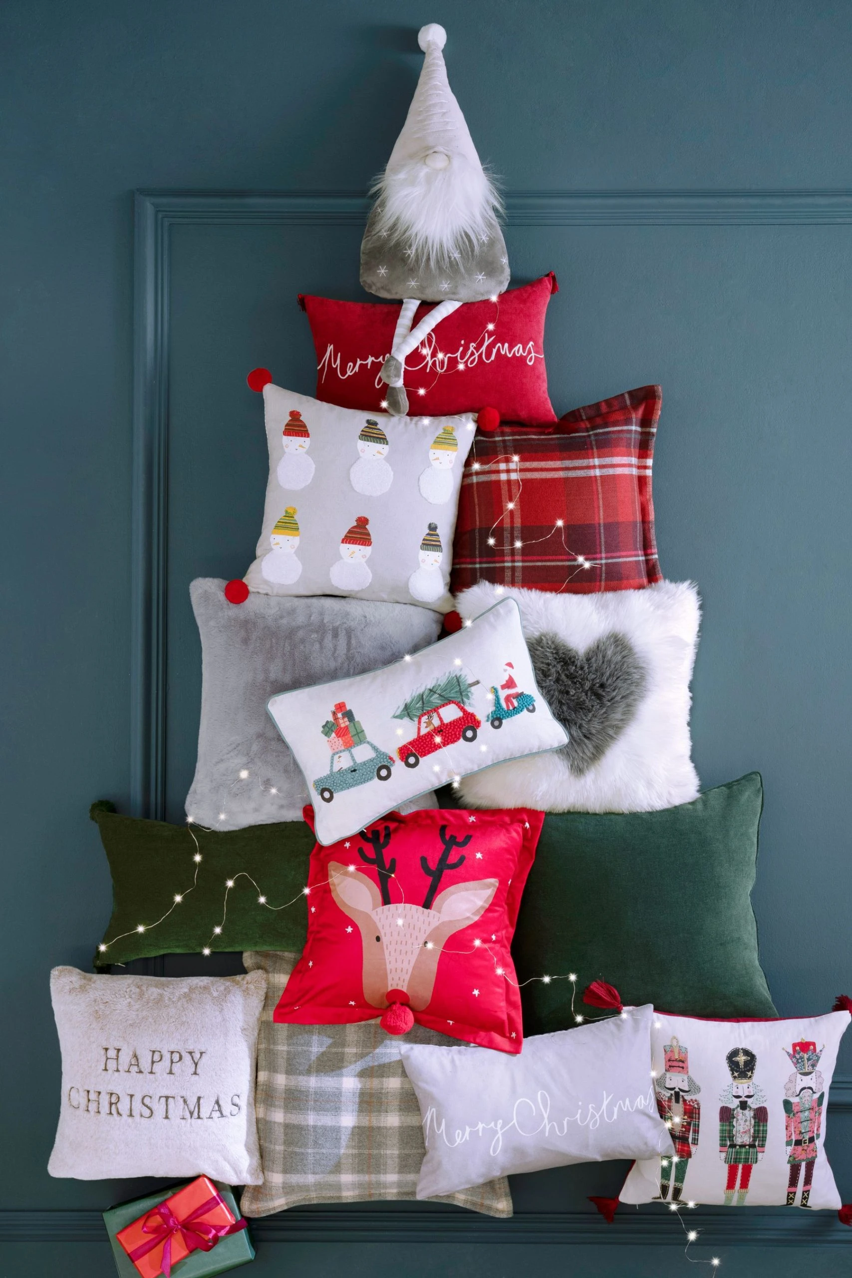 Plush Faux Fur Cushion Next Plush Faux Fur Cushion -Louis De Poortere Shop M95 824s4 scaled