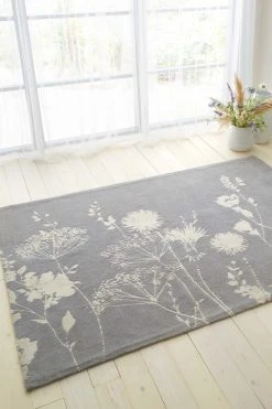 Catherine Lansfield Meadowsweet Floral Woven Rug