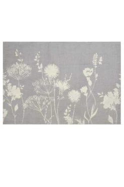Catherine Lansfield Meadowsweet Floral Woven Rug 13 Catherine Lansfield Meadowsweet Floral Woven Rug -Louis De Poortere Shop T34885s6