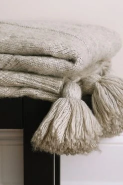 Next Cosy Sherpa Fleece Grid Throw -Louis De Poortere Shop T59600s3