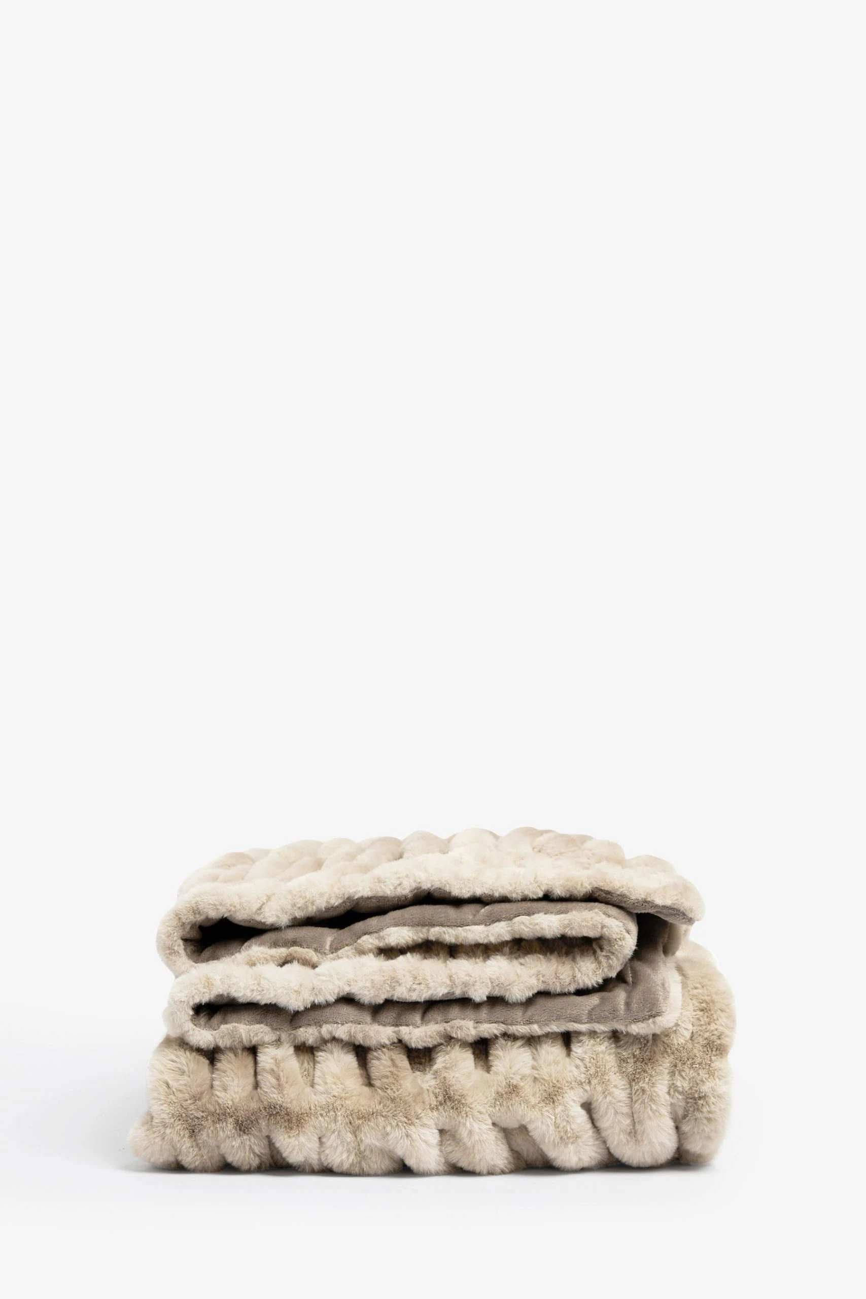Next Gabriella Textured Faux Fur Throw 5 Next Gabriella Textured Faux Fur Throw - Image 3
