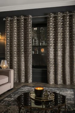 Front Page -Louis De Poortere Shop U15557s2