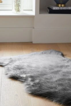 Next Arctic Cosy Faux Fur Rug -Louis De Poortere Shop U23312s13