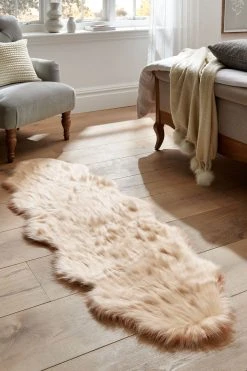 Next Arctic Cosy Faux Fur Rug -Louis De Poortere Shop U23313s5