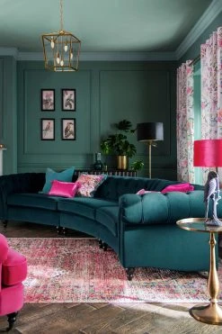 Next Velvet Ogee Cushion -Louis De Poortere Shop U80 315s4